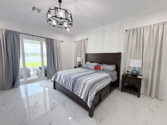 Photo - 5 Bedroom and 6 Bathroom, Lake view House