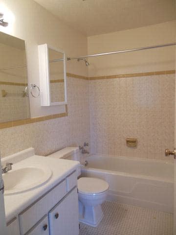 Bathroom - Arbor at Montana