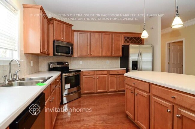 Photo - 3624 Silver Springs Way SW