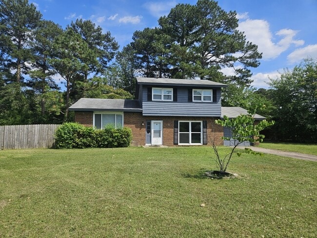 Photo - 619 Berwick Dr