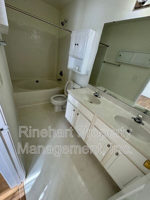 Photo - 742 Shellstone Pl