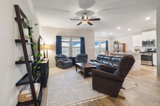 Photo - 507 Agave Flats Dr