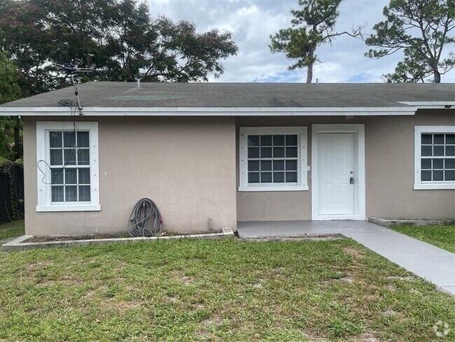 Building Photo - 2225 Laura Ln Rental