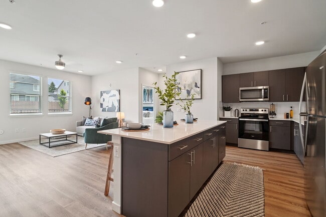 Photo - Solace at Rainier Ridge