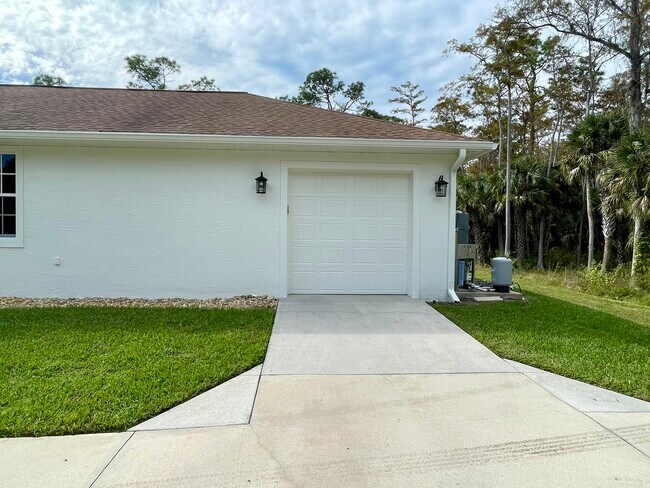 Photo - 6171 Lancewood Way