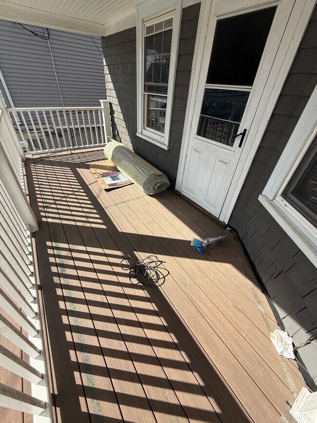 Photo - 575 Weld St Unidad #2