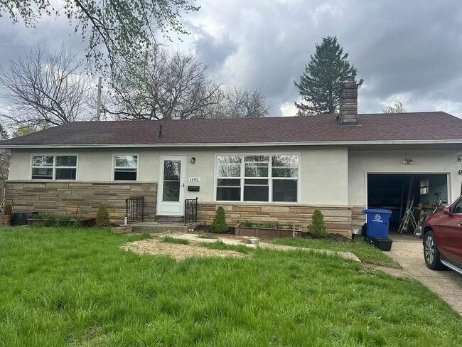 Building Photo - 1492 Garywood Ave