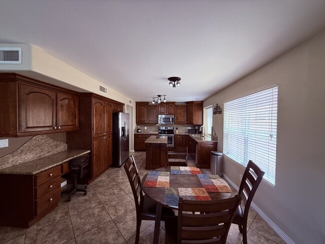 Photo - 18882 N 77th Ave