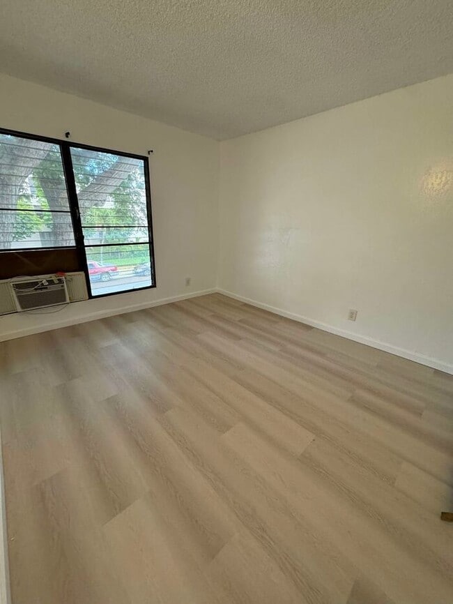 Building Photo - 87-123 Helelua St E204 Unit E204 Rental