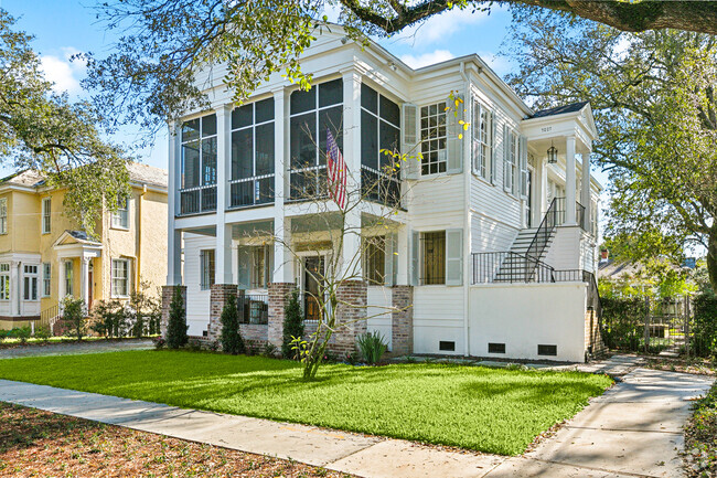 Building Photo - 1701 Audubon St Rental