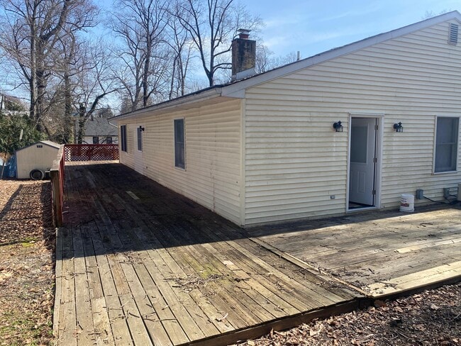 Wrap-around back porch, access to master bedroom - 1637 Winter Ave