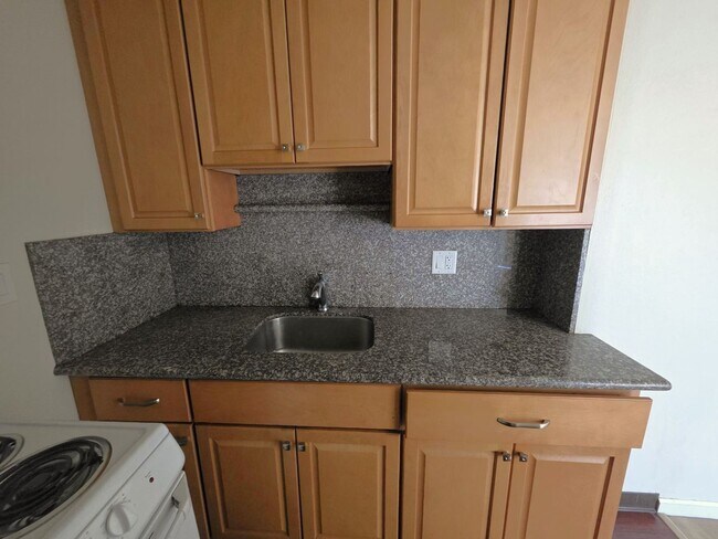 Photo - 2253 Central Ave Unidad H