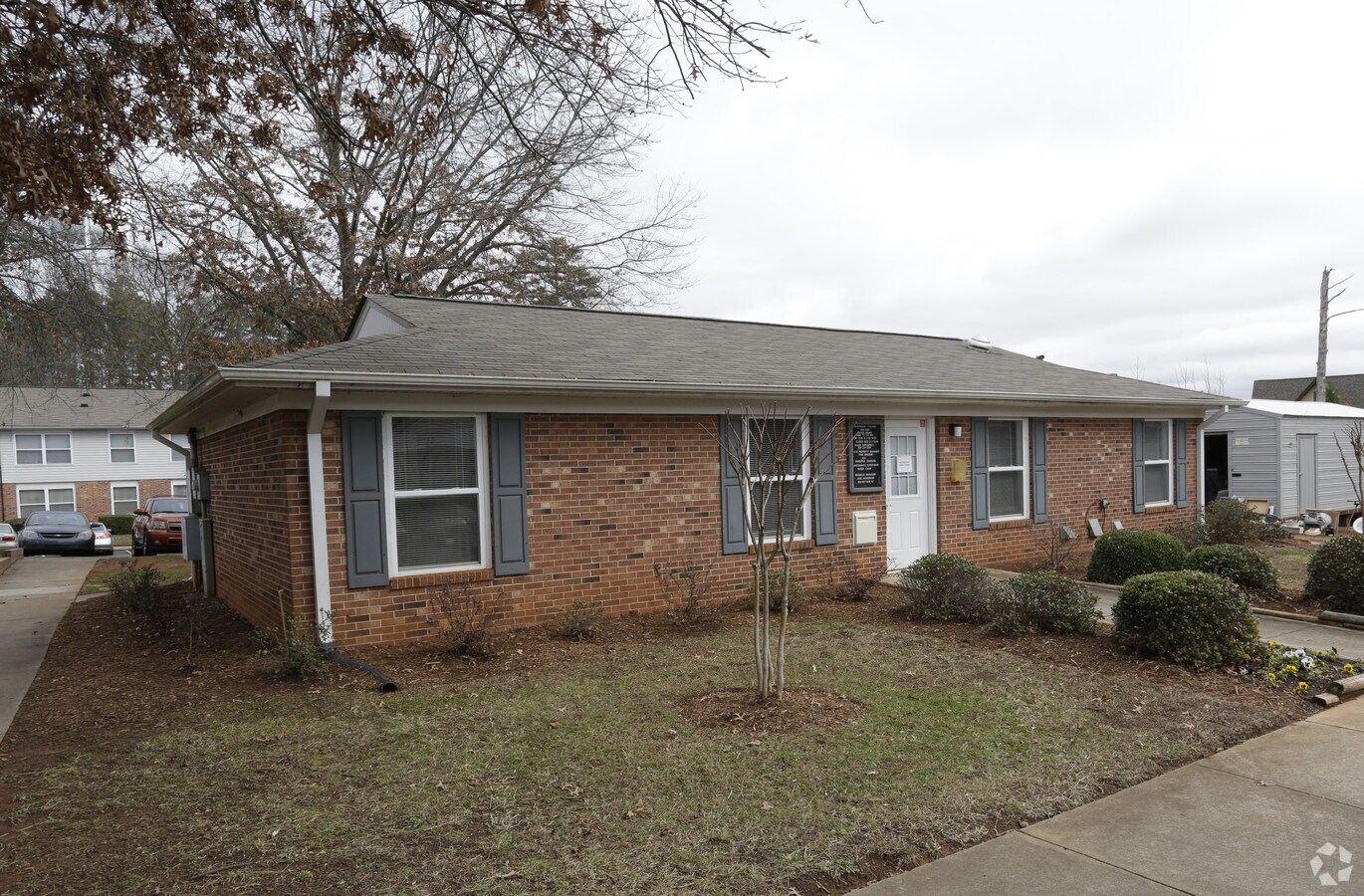 Photo - Creekwood Village Apartments