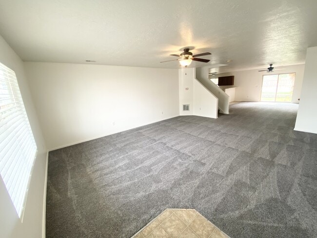 Photo - 1243 W 520 S