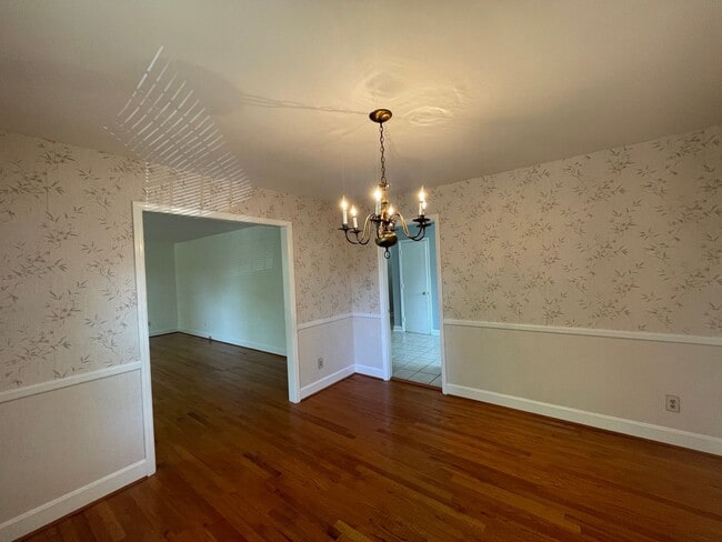 Photo - 7327 Meadowdale Ln