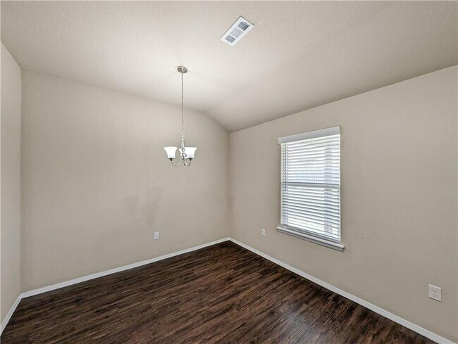 Photo - 6706 SW Chestnut Hill Rd