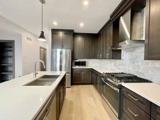 Photo - 1036 Missouri Ave