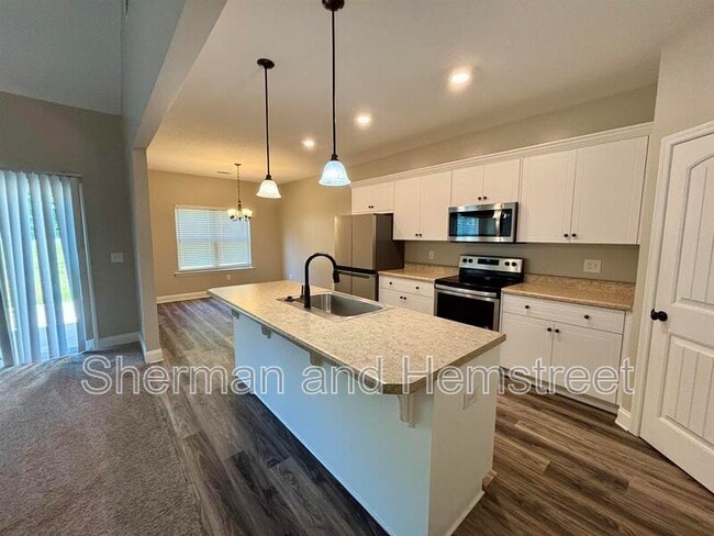 214 McDuffie Cir