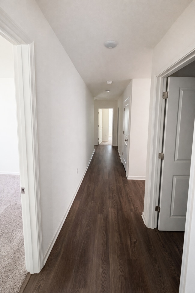 Photo - 514 Liberty Hall Dr