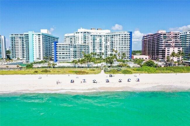 Photo - 5161 Collins Ave Unit 602