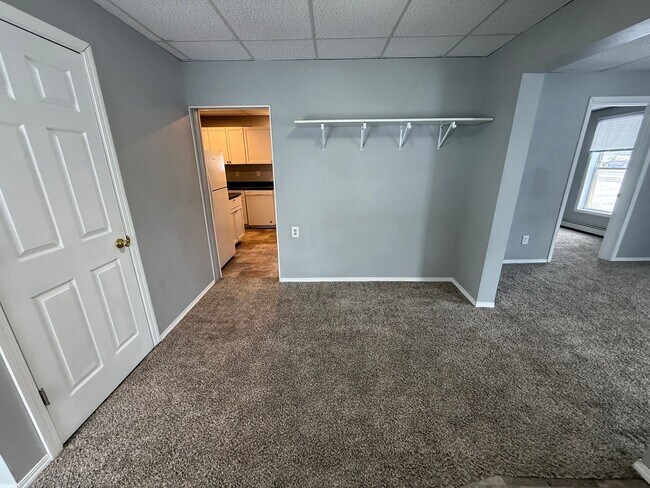 Photo - 4 Bed 2 Bath Home