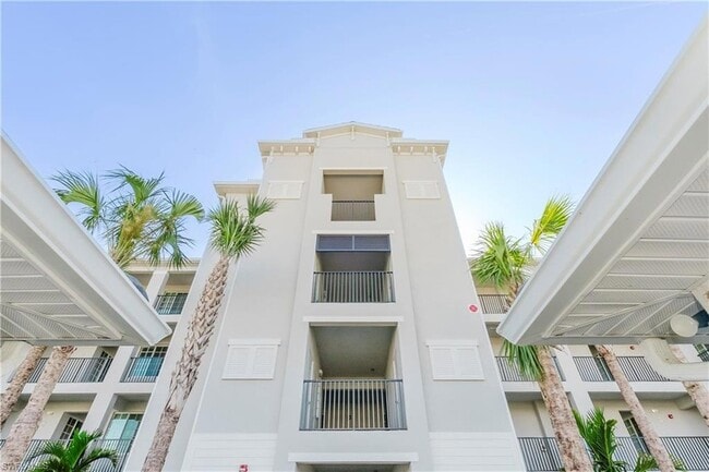 Building Photo - 15285 Grn Acrs Ave Unit 418 Rental