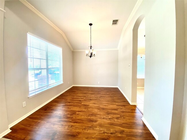 Photo - 5615 Brookhollow Oaks Trail