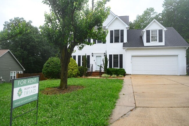 Photo - Wonderful and Spacious 3 bedroom home 2.5 bath in High Point with 2 car garage and large fenced-i...