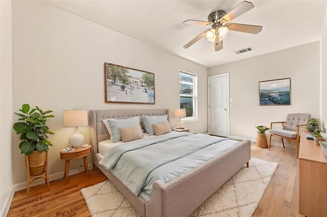 Photo - 4805 Evans Ave