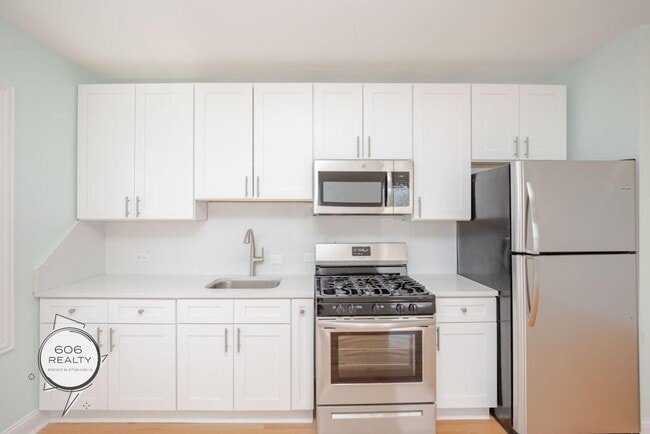 Photo - 4454 W Diversey Ave Unit 2E