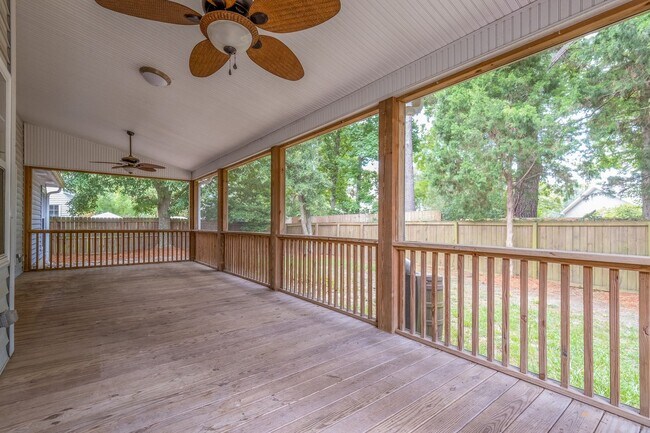 1561 Glen Erin Dr