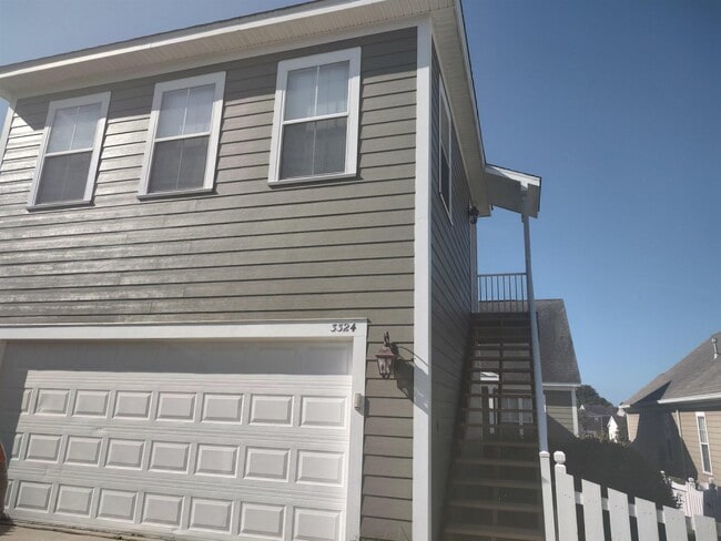 3324 Calumet Dr