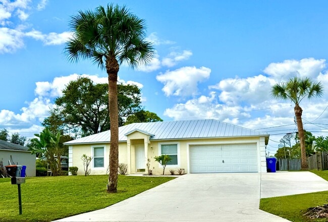 Building Photo - 3/2/2 CBS Home - Vero Beach (LOW MOVE IN ...