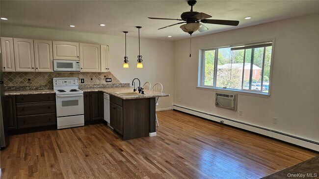 Photo - 76 Manor Dr Unidad 76