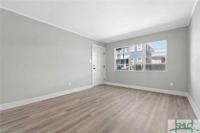 Building Photo - 503 W 42nd St Unit A Rental