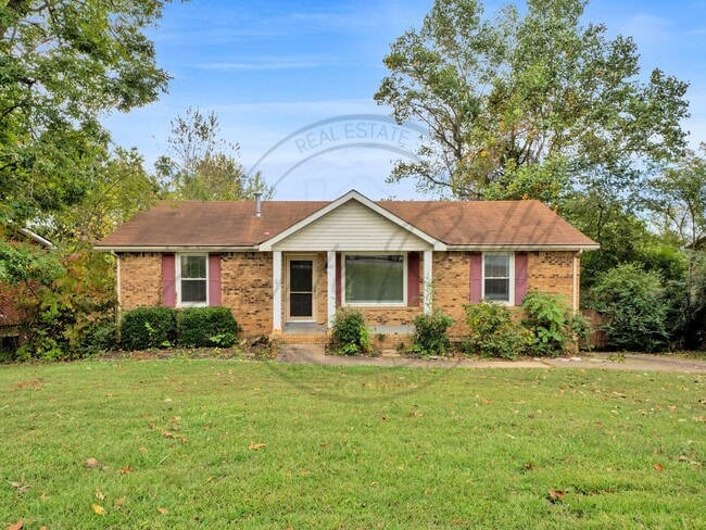 Building Photo - Four Bedroom Ranch in Clarksville on Special!