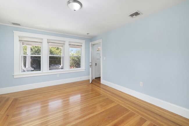 Photo - 61-63 Jastram St Unit 2