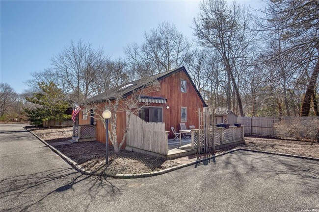 126 Lynn Ave Unit 4