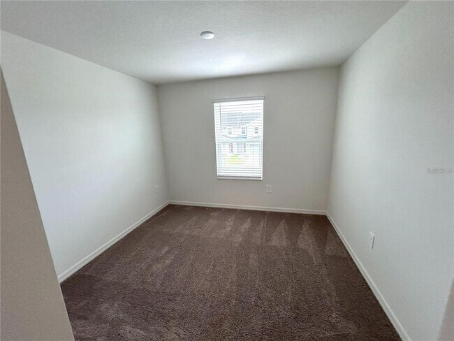 Photo - 734 Stoney Pointe Cir