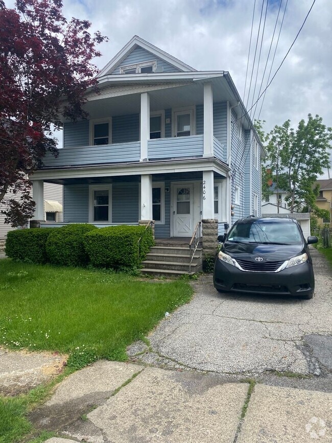Building Photo - 2406 Searsdale Ave Unit 2406 Searsdale Ave - Up Rental