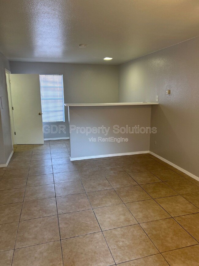 Photo - 401 14th St NW Unidad 3