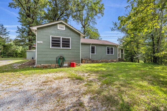 Building Photo - 1506 Old Hwy 411 Rental