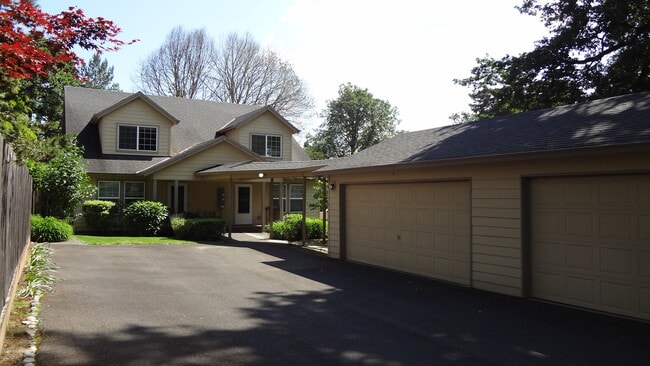 Photo - 3312 SE Concord Rd