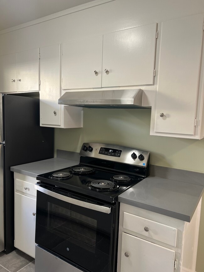 Photo - 2125 92nd Ave