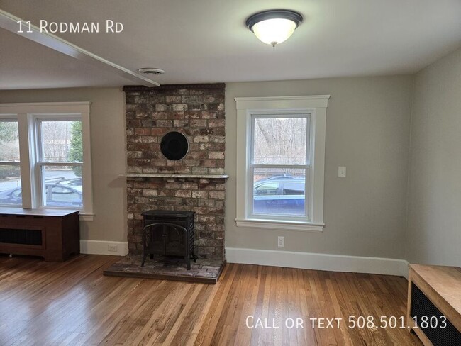 Photo - 11 Rodman Rd