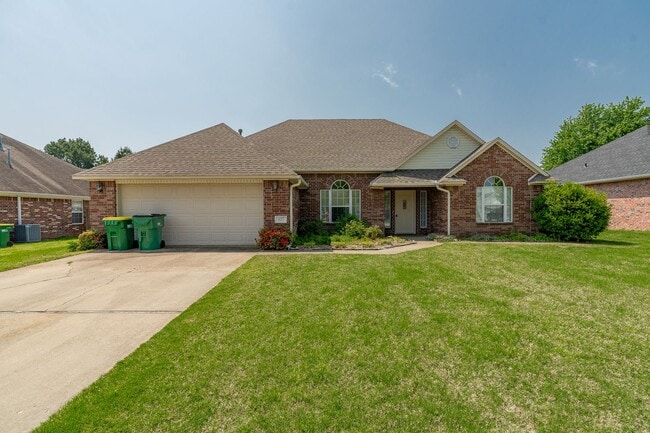 Building Photo - Beautiful 3-bedroom 2 bath Home in Springd...