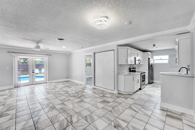 Photo - 5261 NW 11th St