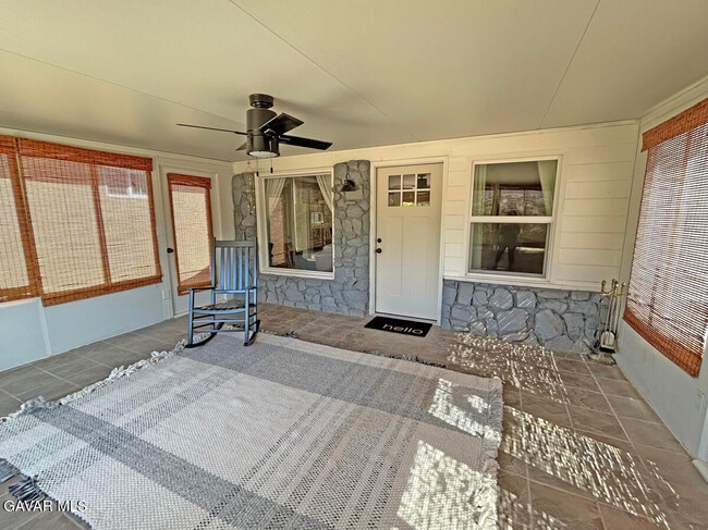 Photo - 14971 Elizabeth Lake Rd