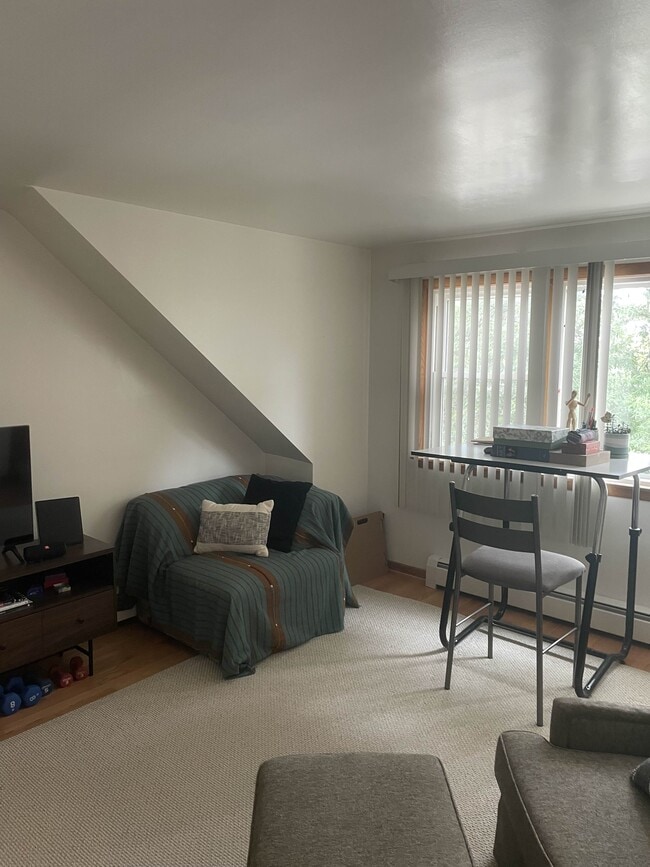 Photo - 5834 N Nagle Ave Unit FL2