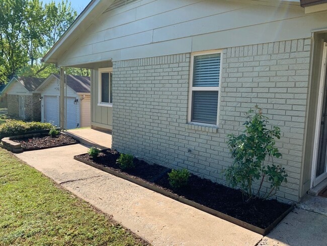 Photo - 102 Heather Dr